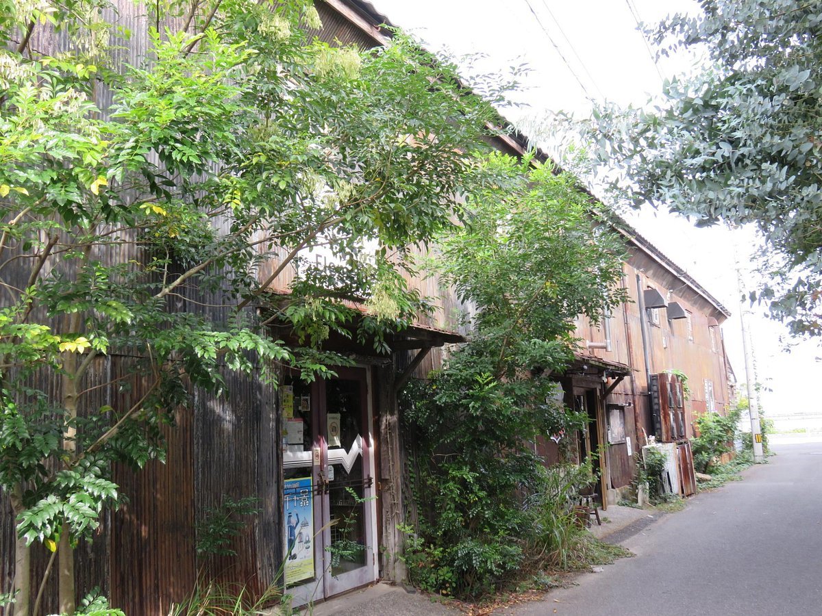 🛍️ 북쪽 해변 골목(키타하마 아리)